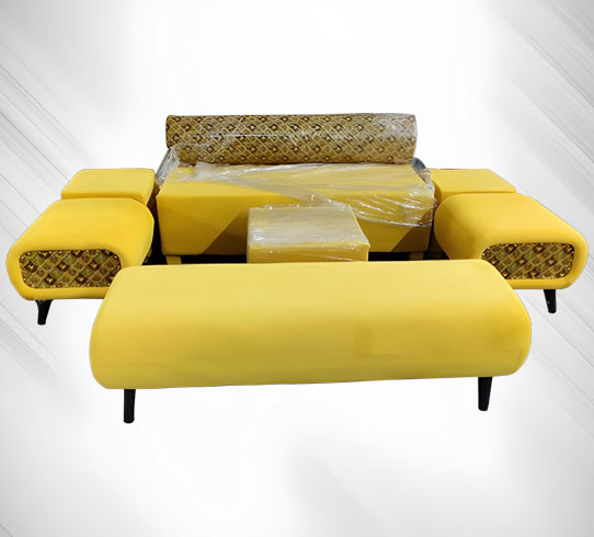 Q Manager & Haldi Sofa